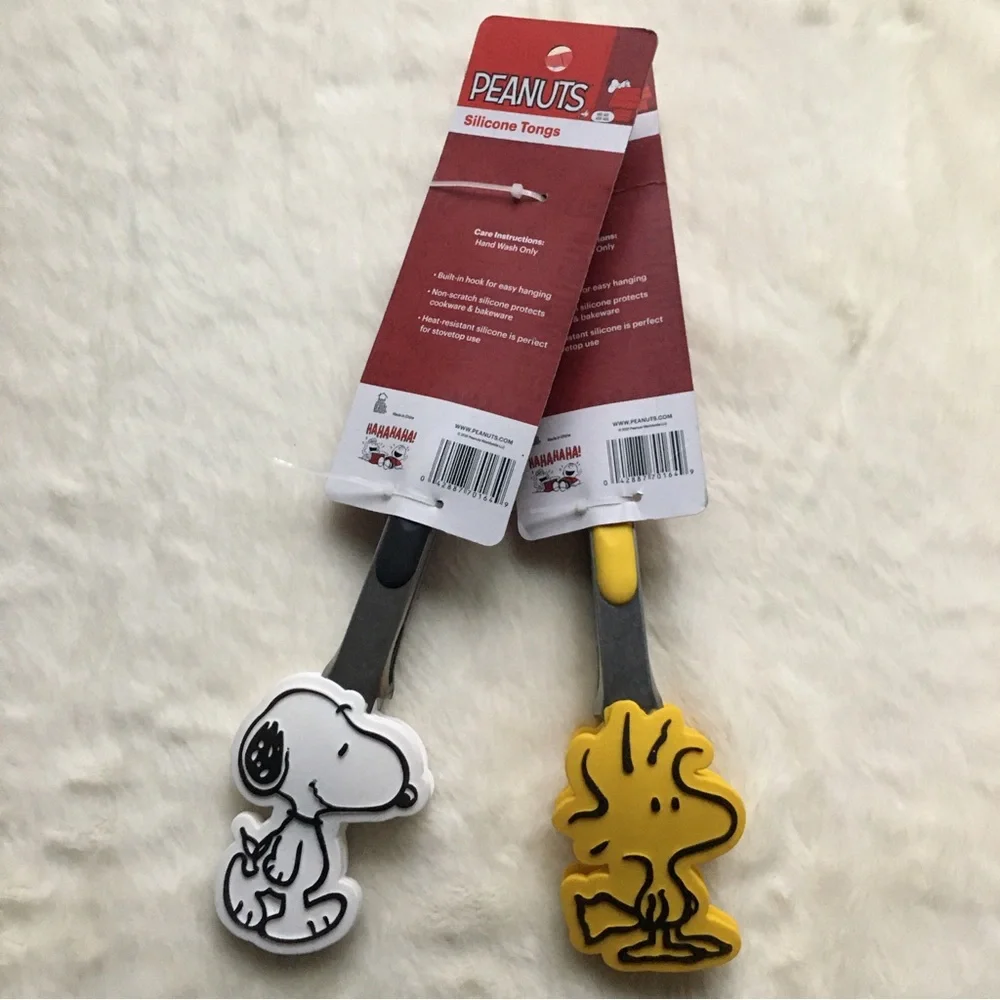 NWT Peanuts Black and Yellow Snoopy & Woodstock Silicone Tongs Set